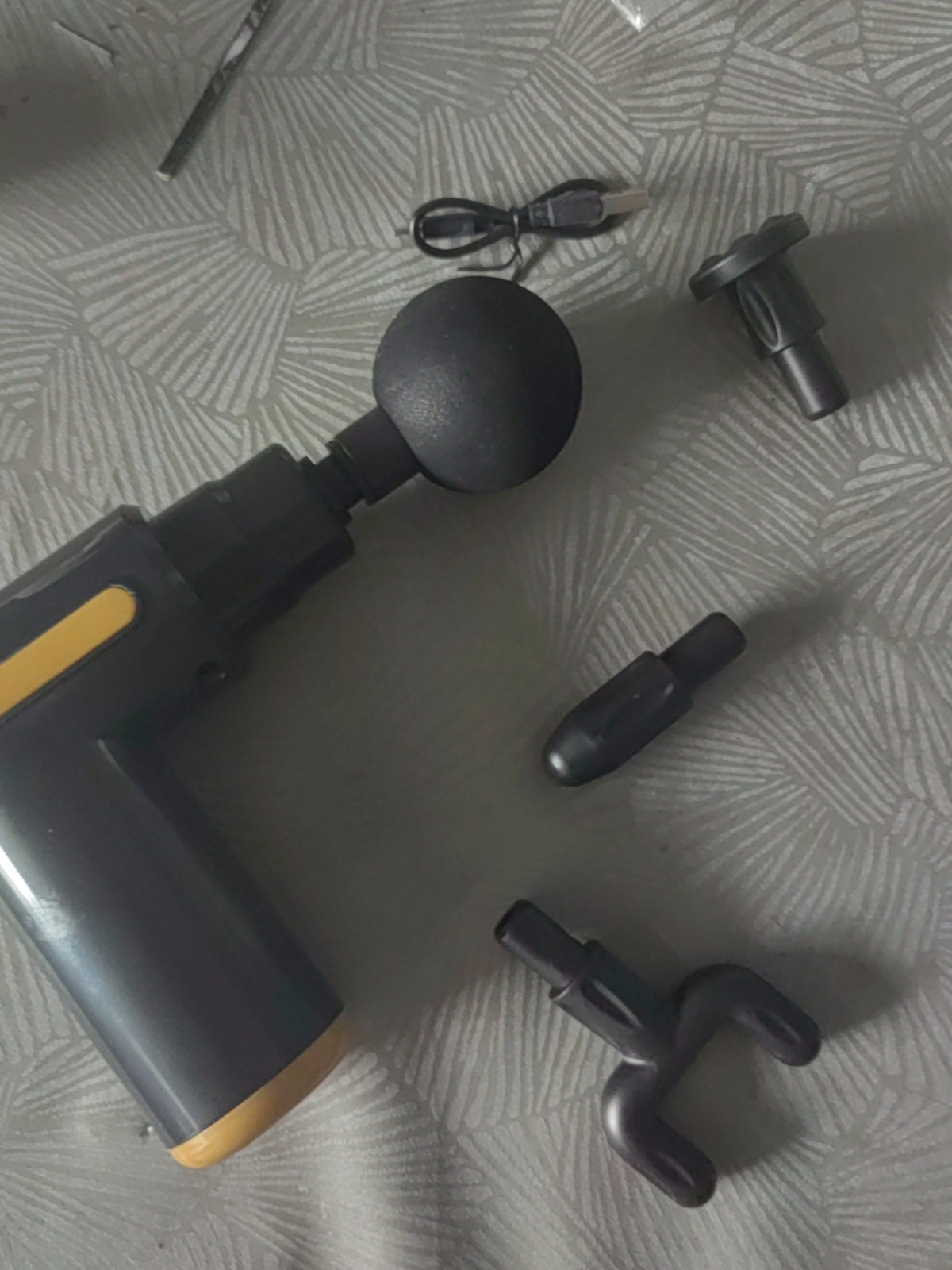 2026 Nouveau masseur électrique de fascia allemand authentique et amélioré pour la remise en forme professionnelle du cou
Vibrations des muscles vertébraux